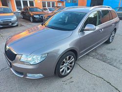 Violet Gebraucht 2011 Skoda Superb Family Kombi | 3.790 € (Superpreis)