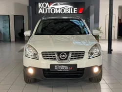 Weiß Gebraucht 2009 Nissan Qashqai SUV | 4.600 € (Guter Preis)