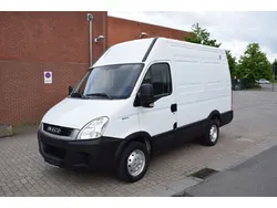 Weiß Gebraucht 2010 Iveco Daily Van | 6.690 € (Guter Preis)