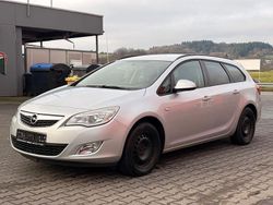 Silber Gebraucht 2011 Opel Astra S Kombi | 2.850 € (Guter Preis)