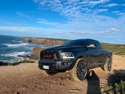 Grau Gebraucht 2016 Dodge Ram Abholung | 44.900 € (Teuer)