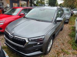 Graphitegrau metallic Neu 2025 Skoda Karoq Selection SUV | 33.700 € (Guter Preis)