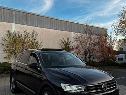 Schwarz Gebraucht 2016 VW Tiguan Highline SUV | 14.100 €