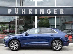 Blau Gebraucht 2019 Audi Q8 S-Line SUV | 43.900 € (Guter Preis)