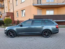 Grau Gebraucht 2019 Skoda Octavia RS Kombi | 16.150 € (Fairer Preis)