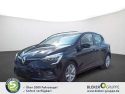 Sternenschwarz Gebraucht 2022 Renault Clio V Business Limousine | 10.890 € (Superpreis)