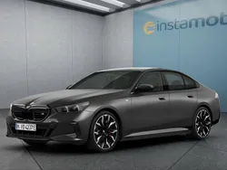 Grau Gebraucht 2025 BMW i5 Limousine | 84.599 €
