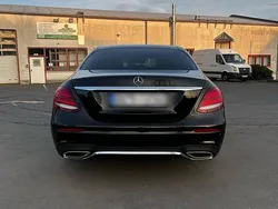Schwarz Gebraucht 2016 Mercedes E220 Limousine | 22.000 € (Fairer Preis)