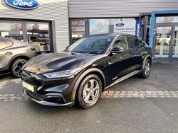 Schwarz Gebraucht 2021 Ford Mustang Mach-E Basis SUV | 29.990 € (Fairer Preis)