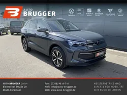 Grau (delfingrau metallic) Neu 2025 VW Tiguan Life SUV | 46.880 € (Superpreis)