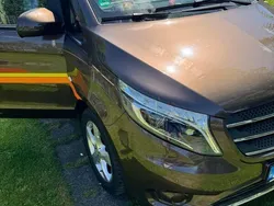Braun Gebraucht 2018 Mercedes Vito Van / Kleinbus | 25.000 € (Teuer)