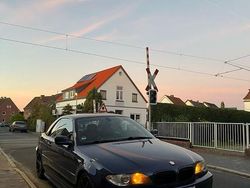 Blau Gebraucht 2003 BMW 320 Cabriolet Sport Line Cabrio | 6.400 € (Fairer Preis)