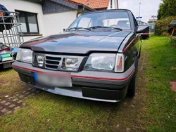 Schwarz Gebraucht 1986 Opel Ascona Cabrio | 6.900 €