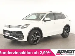 Weiß Gebraucht 2024 VW Tiguan R-line SUV | 48.684 € (Superpreis)