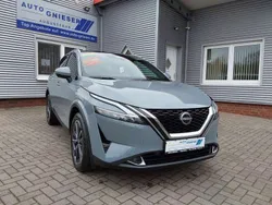 Grau Gebraucht 2024 Nissan Qashqai Tekna+ SUV | 31.900 € (Fairer Preis)