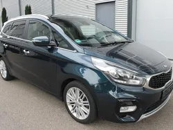 Blau Gebraucht 2018 Kia Carens Spirit Van / Kleinbus | 17.890 € (Etwas zu teuer)