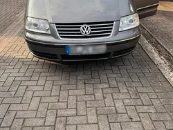 Grau Gebraucht 2006 VW Sharan Van / Kleinbus | 3.500 € (Etwas zu teuer)
