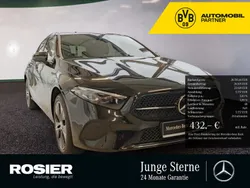 Schwarz / kosmosschwarz (metallic) Gebraucht 2023 Mercedes E250 Advanced Coupé | 28.785 € (Guter Preis)