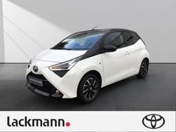 Weiß Gebraucht 2021 Toyota Aygo Kleinwagen | 12.490 € (Fairer Preis)