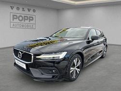 Black solid "stone" / solid Gebraucht 2021 Volvo V60 Momentum Kombi | 25.950 € (Guter Preis)