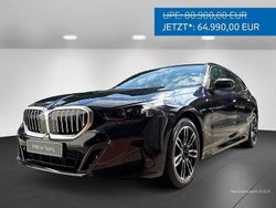 Schwarz Neu 2025 BMW 520 M Sport Limousine | 64.990 € (Etwas zu teuer)