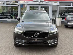 Grau Gebraucht 2018 Volvo XC60 Momentum SUV | 22.999 € (Etwas zu teuer)
