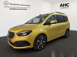 Limonitgelb metallic Gebraucht 2023 Mercedes T180 Progressive Van / Kleinbus | 25.942 € (Guter Preis)