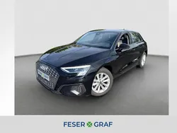 Brillantschwarz Gebraucht 2021 Audi A3 Sportback Ambiente Limousine | 18.980 € (Fairer Preis)