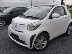 Weiß Gebraucht 2009 Toyota iQ Kleinwagen | 2.200 € (Superpreis)