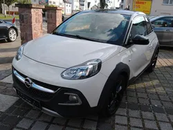 Weiß Gebraucht 2016 Opel Adam Rocks Rocks Kleinwagen | 10.780 € (Etwas zu teuer)