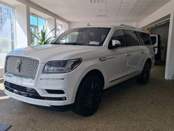 Pristine white Gebraucht 2022 Lincoln Navigator SUV | 139.990 €