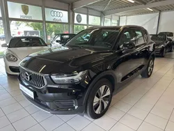 Black solid (stone) / solid Gebraucht 2022 Volvo XC40 Inscription SUV | 26.490 € (Superpreis)