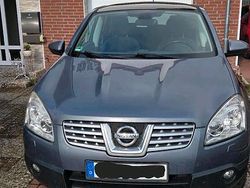 Grau Gebraucht 2009 Nissan Qashqai SUV | 2.900 € (Guter Preis)