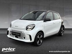 Weiß Gebraucht 2021 Smart ForFour Electric Drive Limousine | 9.810 € (Fairer Preis)
