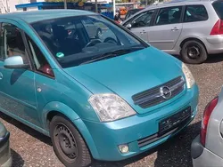 Grün Gebraucht 2003 Opel Meriva Van / Kleinbus | 300 € (Superpreis)