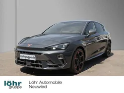 Magnetic grau Neu 2025 Cupra Leon Limousine | 41.390 € (Teuer)