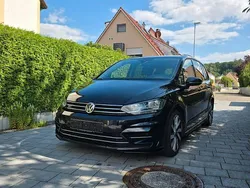 Schwarz Gebraucht 2019 VW Touran IQ Drive Van / Kleinbus | 21.999 € (Fairer Preis)