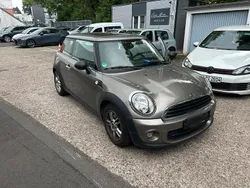 Grau Gebraucht 2011 Mini Cooper Kleinwagen | 3.500 € (Guter Preis)