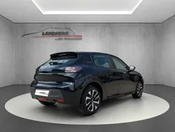 Schwarz Neu 2025 Peugeot 208 Style Kleinwagen | 23.143 € (Etwas zu teuer)