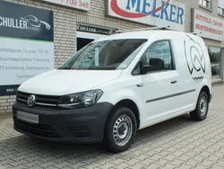 Weiß Gebraucht 2016 VW Caddy Van / Kleinbus | 9.990 € (Guter Preis)