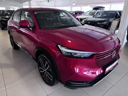 Premium crystal red metallic Gebraucht 2024 Honda HR-V Advance SUV | 30.990 € (Fairer Preis)