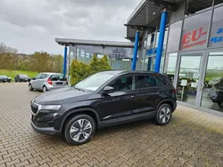 Schwarz Neu 2024 Skoda Karoq SUV | 33.450 € (Fairer Preis)