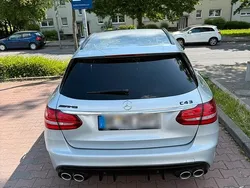 Silber Gebraucht 2017 Mercedes 220 Kombi | 18.500 €
