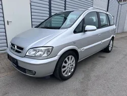 Silber Gebraucht 2005 Opel Zafira Njoy Van / Kleinbus | 2.750 € (Fairer Preis)