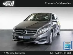 Weiss Gebraucht 2021 Mercedes B180 Van / Kleinbus | 25.490 € (Fairer Preis)