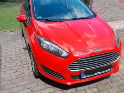 Rot Gebraucht 2014 Ford Fiesta Kleinwagen | 3.500 €