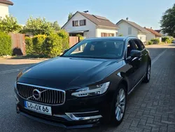 Schwarz Gebraucht 2018 Volvo V90 Momentum Kombi | 21.300 € (Guter Preis)