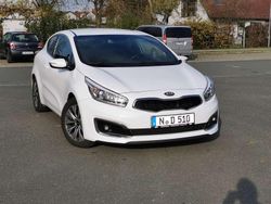 Weiß Gebraucht 2015 Kia ProCeed Spirit Limousine | 7.800 € (Fairer Preis)