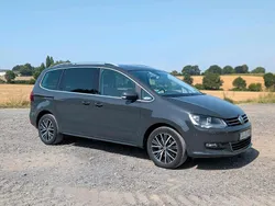 Grau Gebraucht 2017 VW Sharan Allstar Van / Kleinbus | 19.999 € (Fairer Preis)