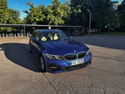 Blau Gebraucht 2020 BMW 330e M Sport Kombi | 27.500 € (Guter Preis)